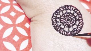 Simple and beautiful tikki mehndi designs #ARTCrafts