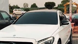 Mercedes Bens