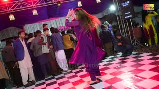 Gal Gal Tay Rinjgi Gal Gal Tay Rosay Urwa Khan Dance Performance 2023 #MehboobRaza65