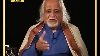 What threat did General Ziaul Haq give to Anwar Maqsood