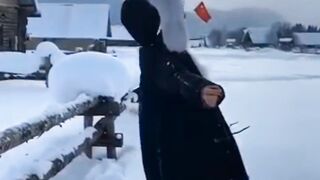 Ice funn girls show beautiful