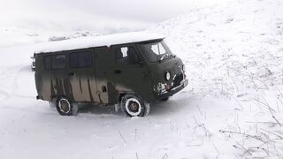 NIVA 4X4 VS UAZ 4X4  OFFROAD