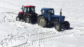 Трактор T-40 против Трактор YTO EMF 554X  БИТВА 2022