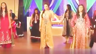 Paddy mera pupu Karda Shawa wedding song Funny