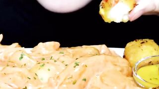 Pasta and cheese ball