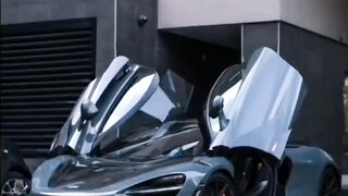 McLaren 765lt