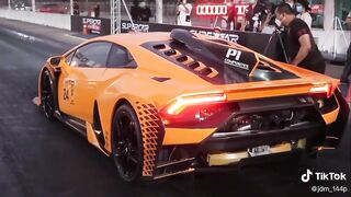 mclaren 765lt vs lamborghini
