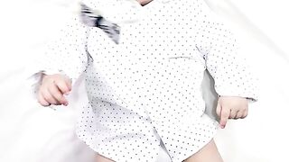 Happy  mood baby  change  the dressing