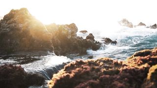 soothing waves and relaxing piano sound effects
