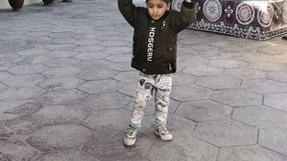 A Child beautiful dance at Lok Versa Islamabad