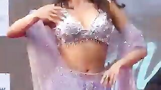 Janvi kapoor