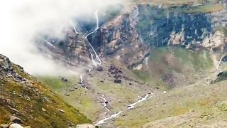 Natural video///