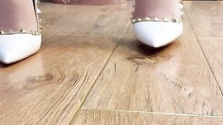 High Heel Fashion Fails: What Not to Do