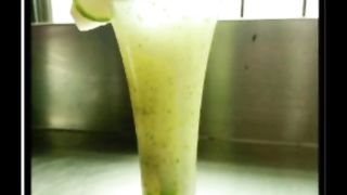 guava or peach mint mojito