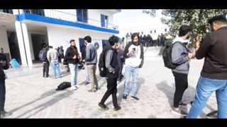 یہ کیا کا سورج پہ گھر بنانا اسپے چھاؤں تلاش کرنا