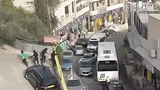 -عنيفة-في-قرية-صور