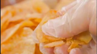 Lays bnana