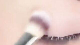 Makeup tutorial eyes