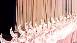 Dancing Girls