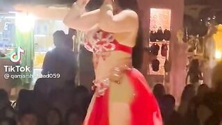 Very nice  belly  anuty  nice  dance