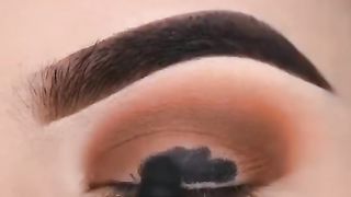Black glittrey eyes -4U- eyemakeup - eyeMakeupideas