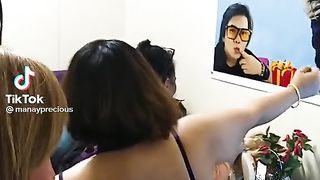 Philippines  aunty  enjoy room