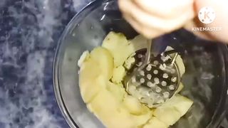 Crispy potato snacks