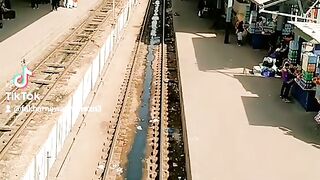 ریلوے اسٹیشن ویڈیو کراچی