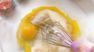 love chocolate cakes that are crumbly and super moist and this recipe is a hit! It’ll