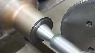 Lath machine