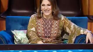 Jab kai shayer aur Shayerah kapil Sharma ke Show me pahunchey