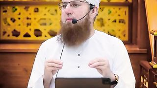 Nice bayan by Habib attari sahb