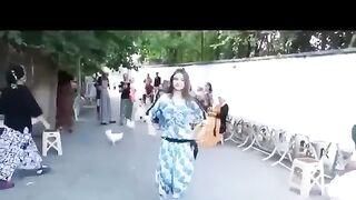 हाय तू मेरी जान से छोरी विदेशी महिलाओं का डांस तड़का