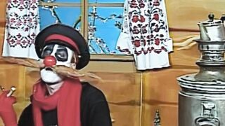Деревня-Дураков-Баба-дает-задание-Мужику_272.