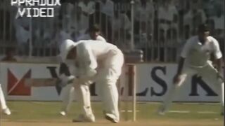 wasim Akram magical fast bowling