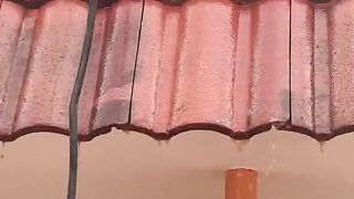 Cleaning Roof top atap with Water pressure