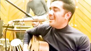 Singing_in_front_of_Ustad_Rahat_Fateh_Ali_Kha