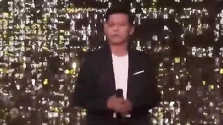 The Best Voice in the world ????