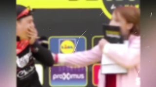 20 FUNNY MOMENTS WITH REPORTERS IN SPORTS 1080 x 1920
