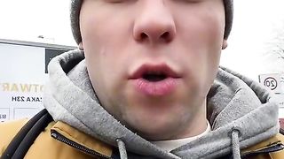 МИЛИЦИЯТА АРЕСТУВА В МОСКВА ЗА ОБИДА НА ПУТИН