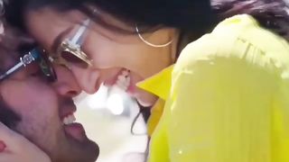 Shraddha kapoor Hot Look Tu Joothi Main Makkar Movie Song Scene With Ranveer????????????