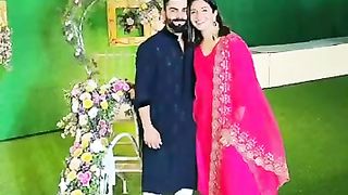 Virat Kohli Accepts LOVE For GIRLFRIEND Anushka Sharma On Aamir Khan's Secret Superstar