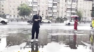 NILETTO - Someone like you просто так по-людски обними меня (танец на улице)