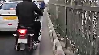Inki. Dua sach _mai_lagti hai????