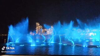 Dubai  enjoy  very best water dance