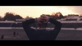 Machine Gun Kelly, Camila Cabello - Bad Things