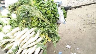 Sabzi wala bhai kis tara mehnat krta he