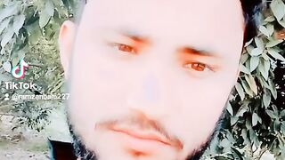 New video status like aur subscribe