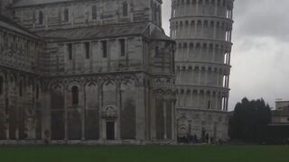 How tower of Pisa tilted?