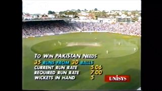 Pakistan vs England World Cup final highlights????25 March 1992 30 balls 35 runs????